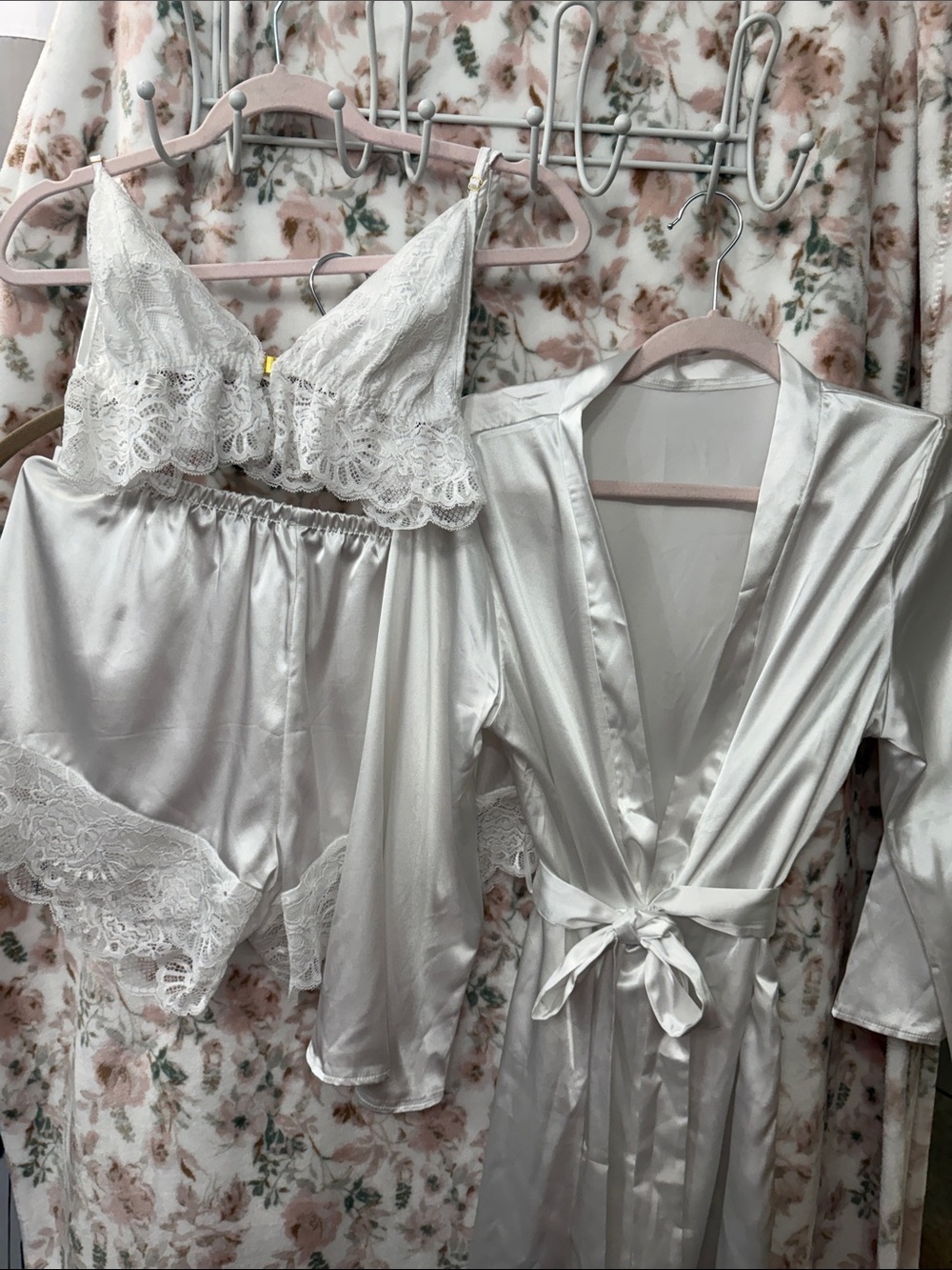 Satin Lace Trim Sleep Set - White Size M